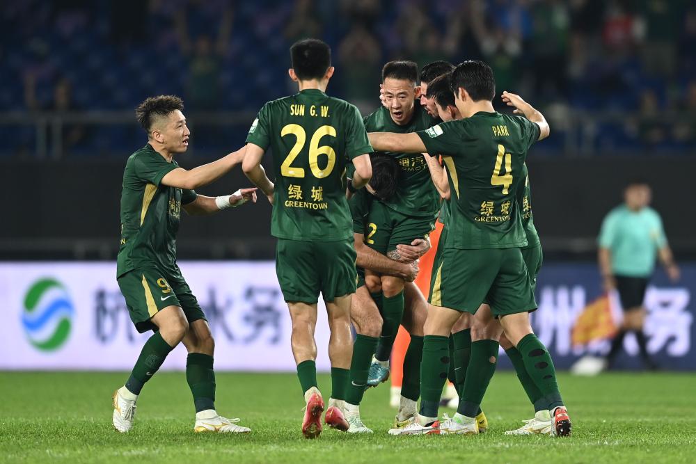 东契奇连续12场30+领跑全联盟 场均39.7分助湖人取得11胜1负佳绩